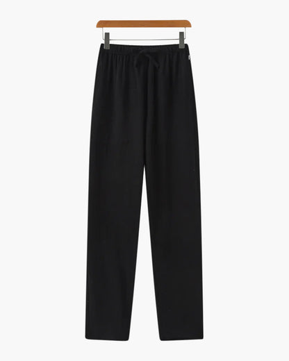 The Monochrome Linen Set